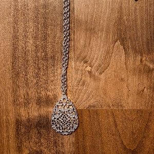 Floral Pendant Necklace - Long